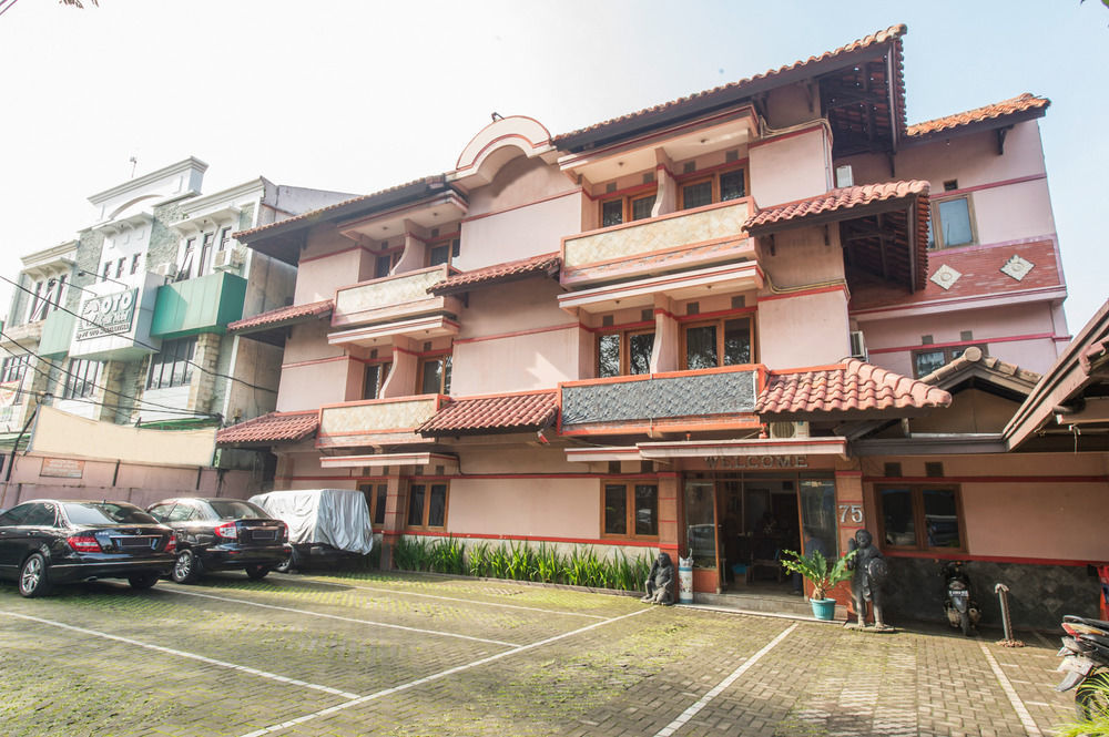 Oyo 1945 Bali Near Rs Muhammadiyah